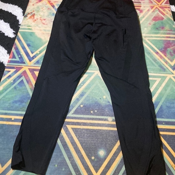 Athleta High Gear 7/8 Tight-Black - Picture 3 of 7